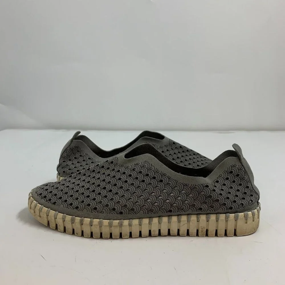 Ilse Jacobsen Women's‎ Hornbaek Tulip Laser Cut Slip On Flats SIze 10/41